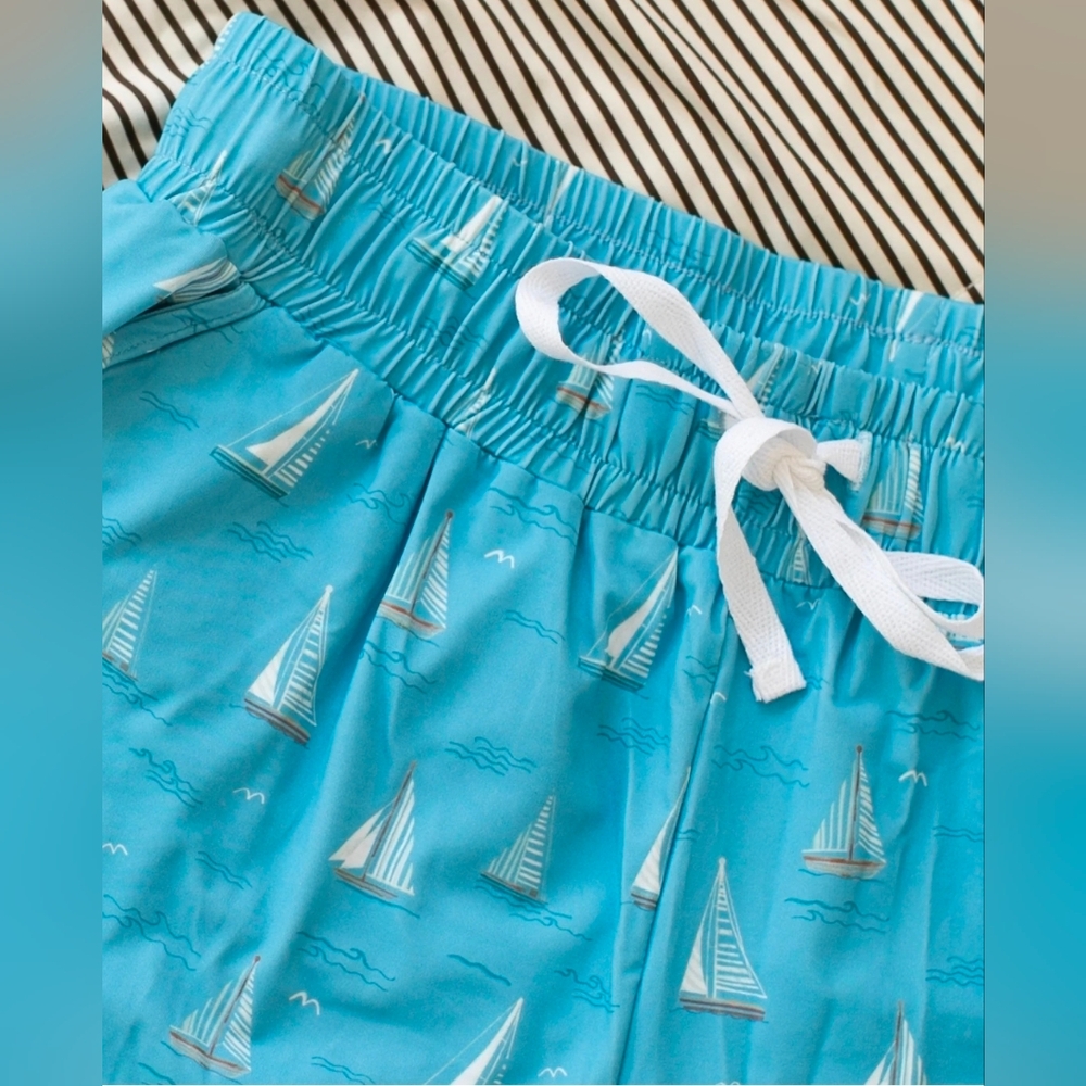 [NEW] Blue Sailboat Print Men's Swim Shorts